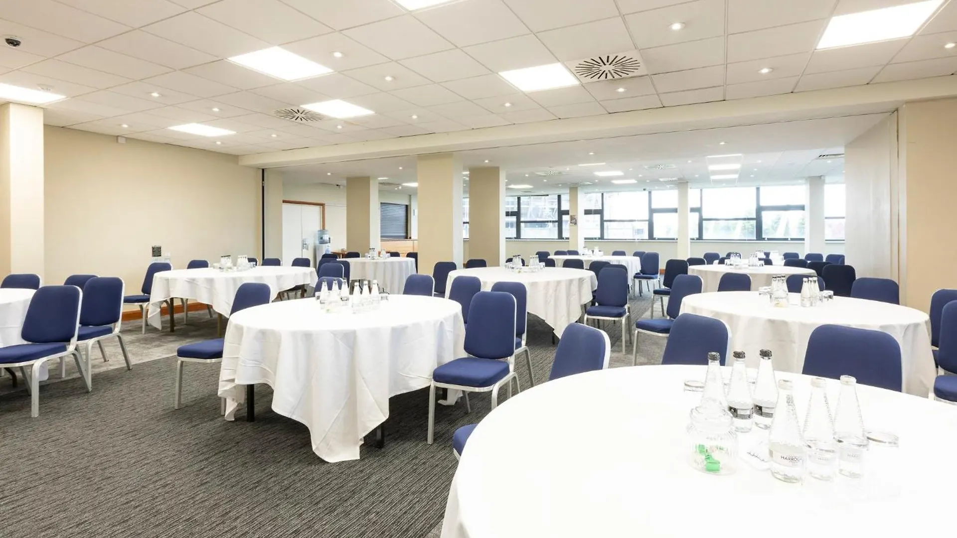 Holiday Inn Cardiff City By Ihg United Kingdom