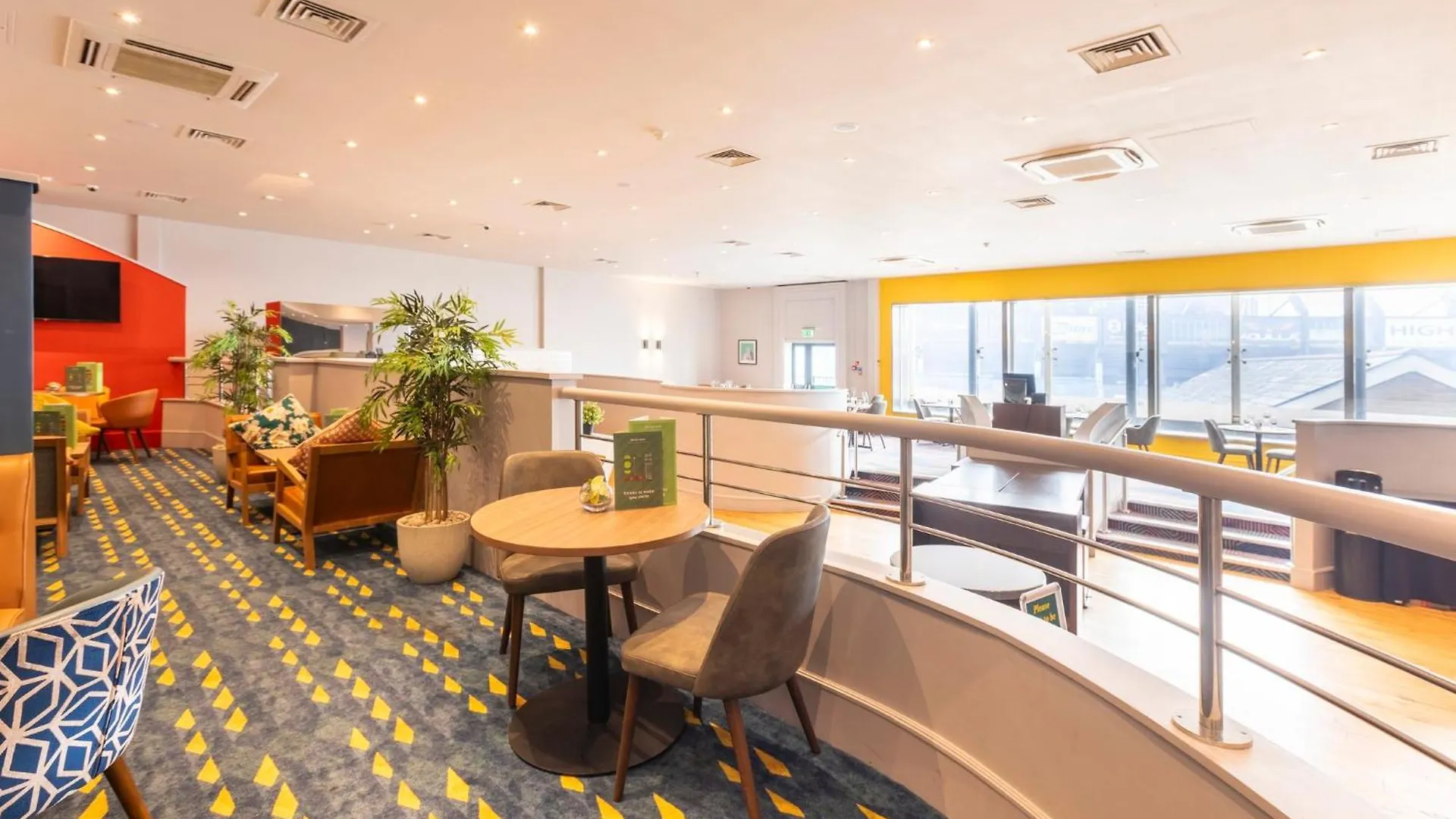 Holiday Inn Cardiff City By Ihg