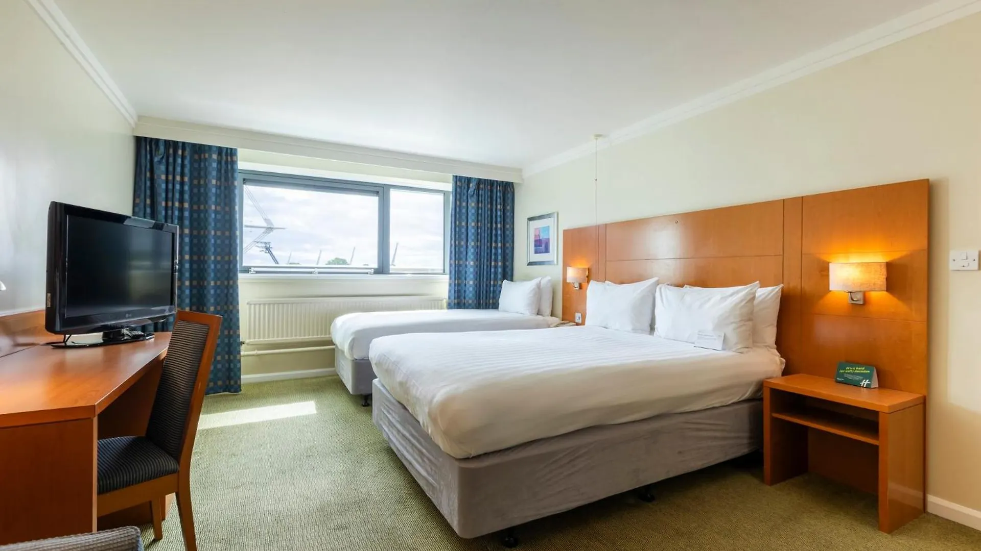 Holiday Inn Cardiff City By Ihg 4*,  United Kingdom