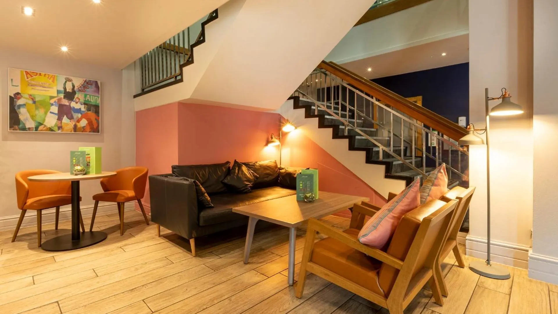 Holiday Inn Cardiff City By Ihg Hotel