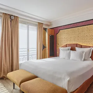 Idol 4* Paris