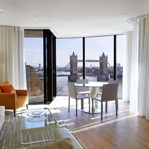 Cheval Three Quays At The Tower Of Aparthotel