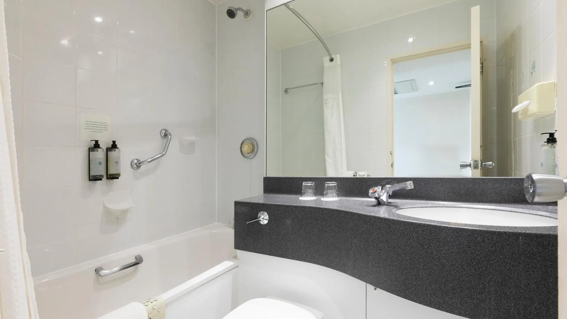 Holiday Inn Cardiff City Centre By Ihg Hotel